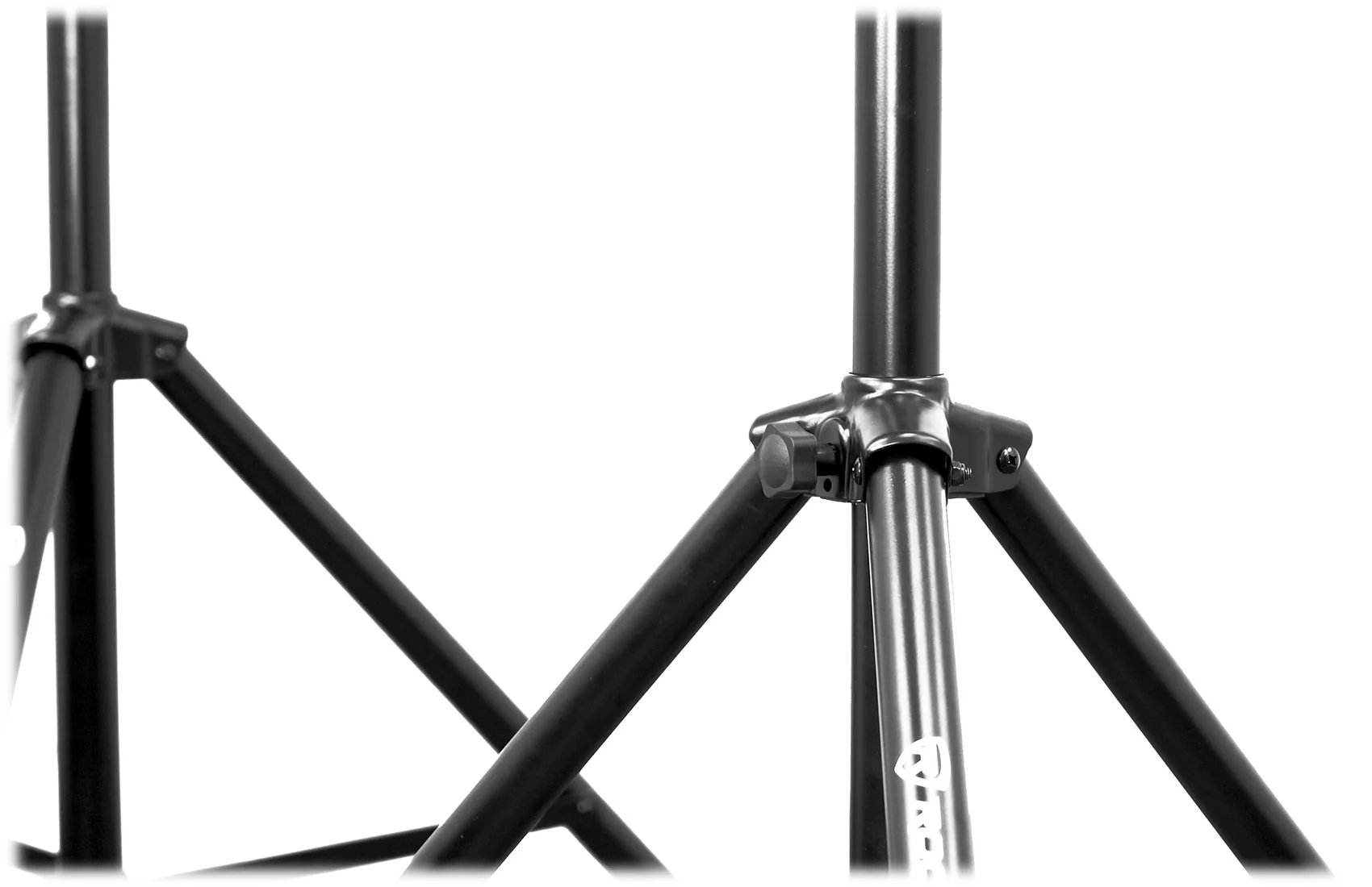 BATTERY PAR 50 4-Pack + RVCS2 Crank Stand Bundle - Image 11