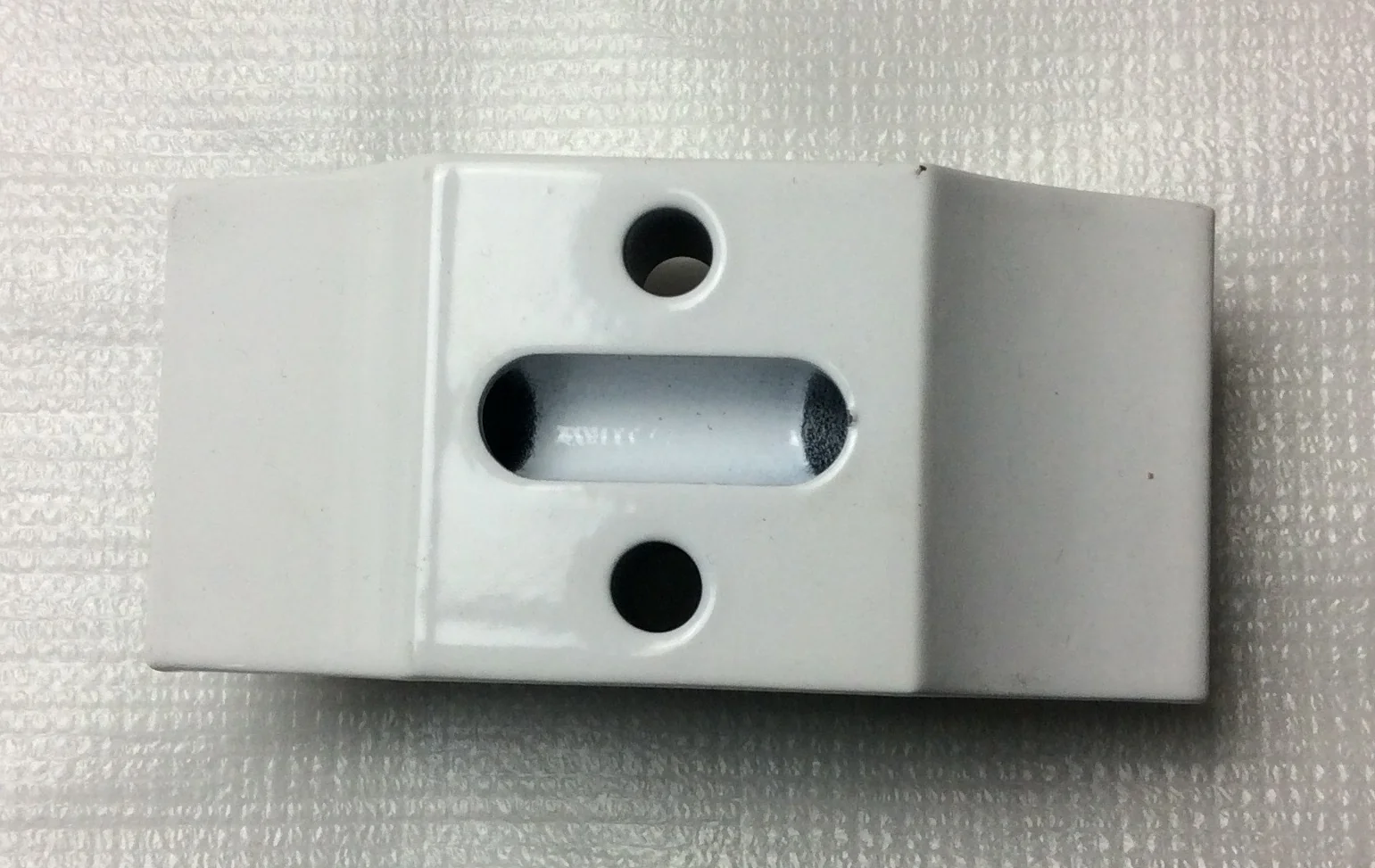 DMAC65W/DMAC80W CONNECTOR BRACKET (Connects to Both Enclosures)