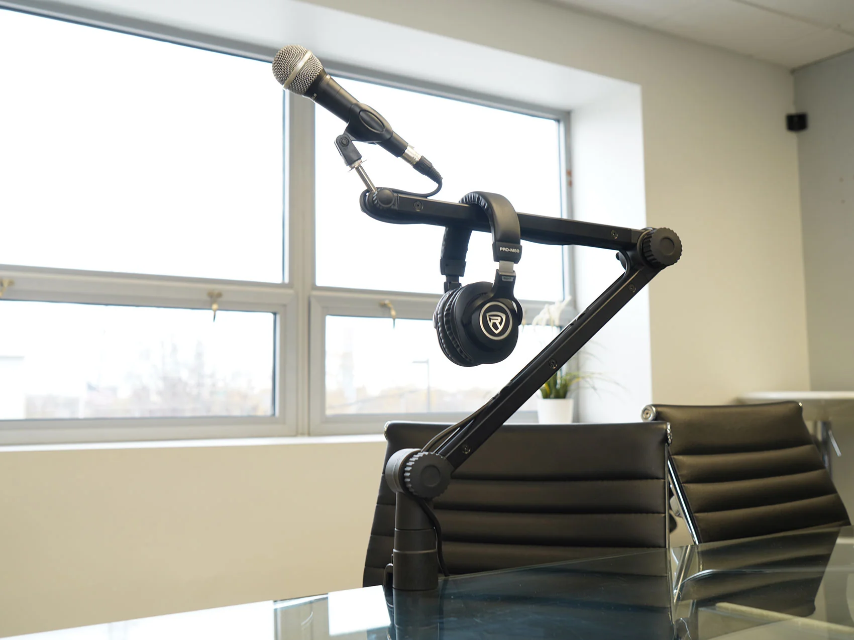 Blue Ember Cardioid Condenser Studio Recording Microphone+Pro Mic Boom Arm - Image 7