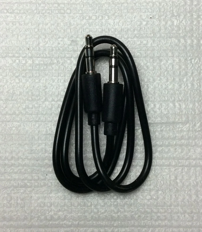GO PARTY D4 AUX CABLE