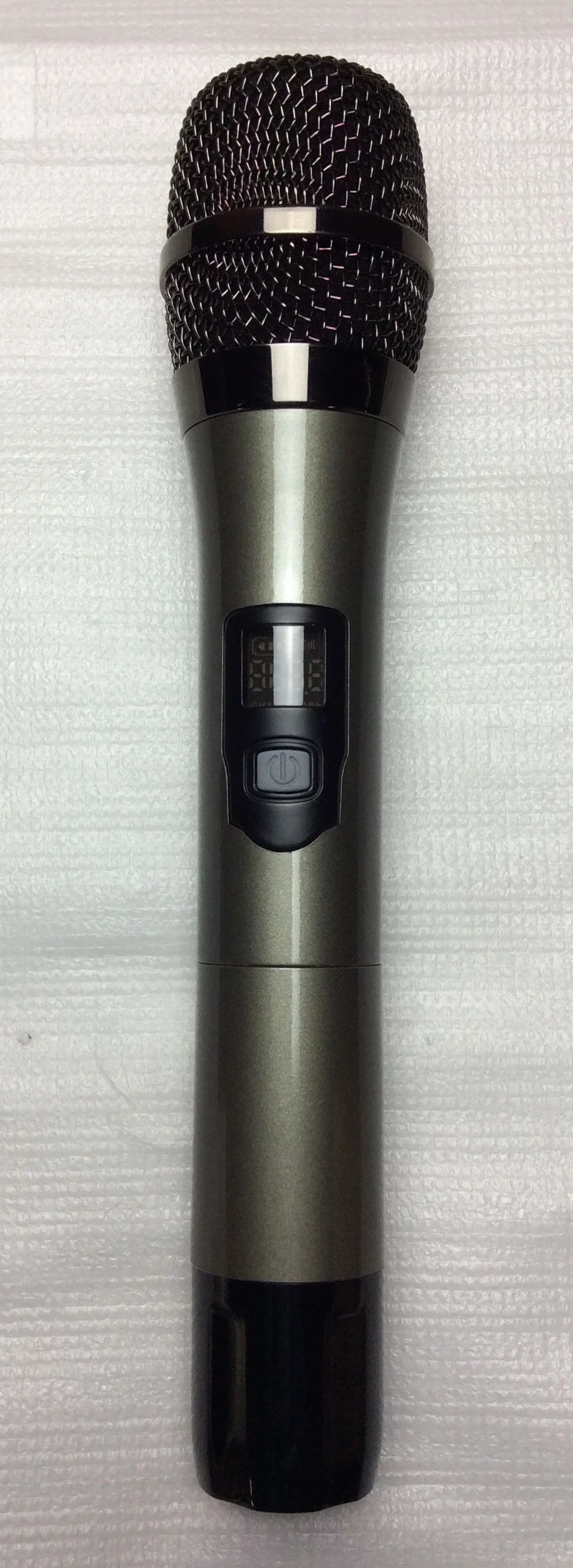 GO PARTY X10 and ZR10 WIRELESS MICROPHONE 560MHZ