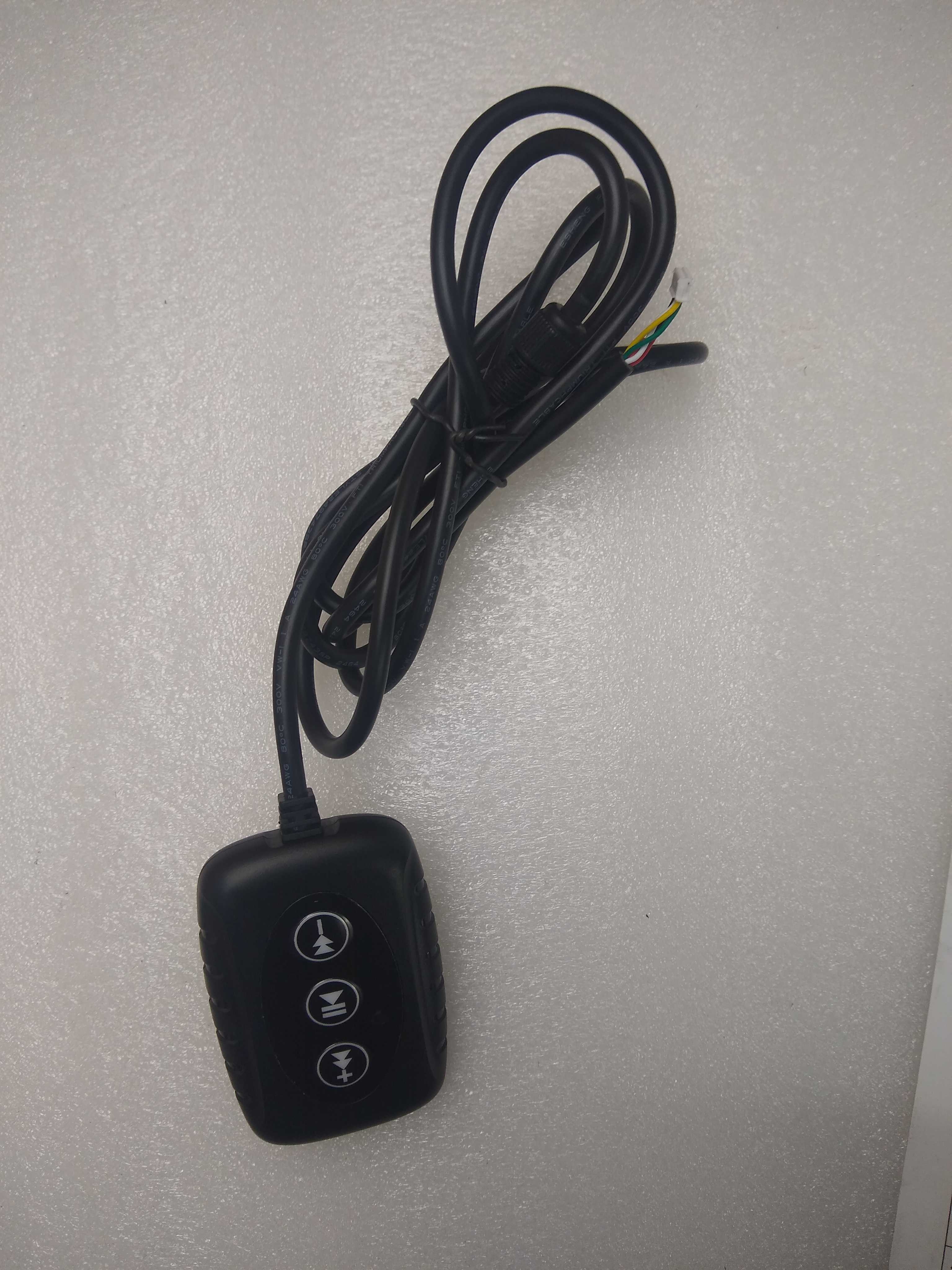 RATV80L/RATV60L WIRED REMOTE - Image 2