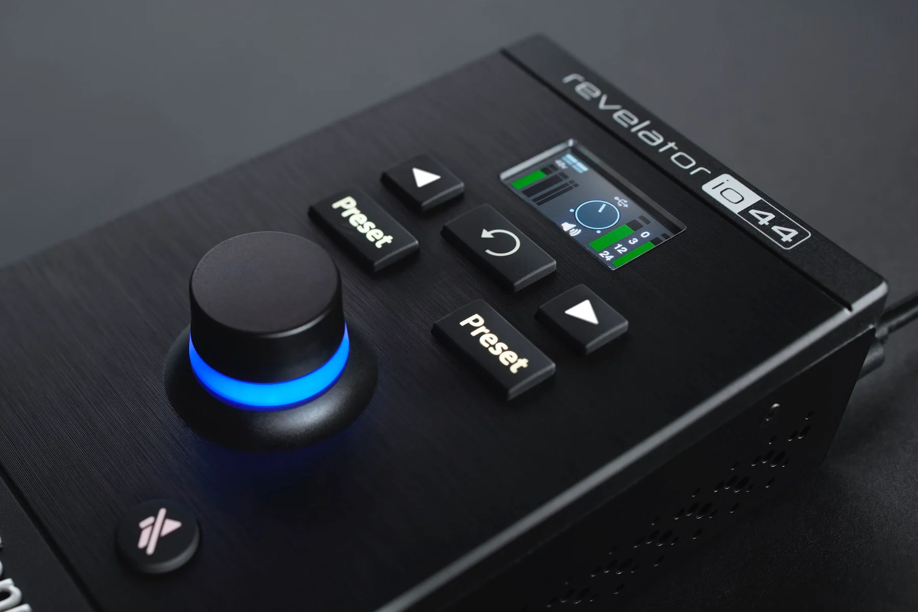 Presonus Revelator io44 USB Audio Recording Interface Mixer/Effects+Headphones - Image 13