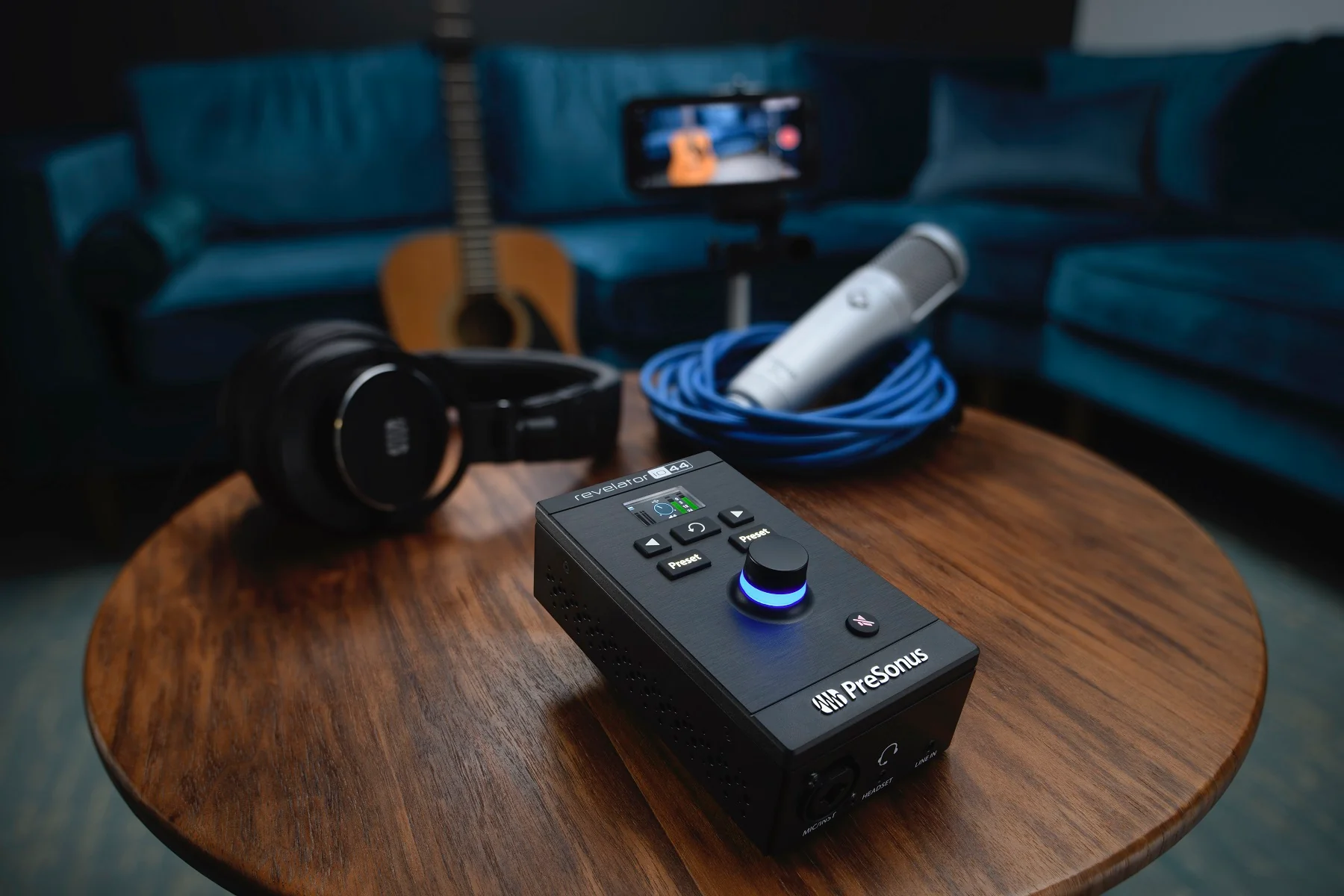Presonus Revelator io44 USB Audio Recording Interface Mixer/Effects+Headphones - Image 15