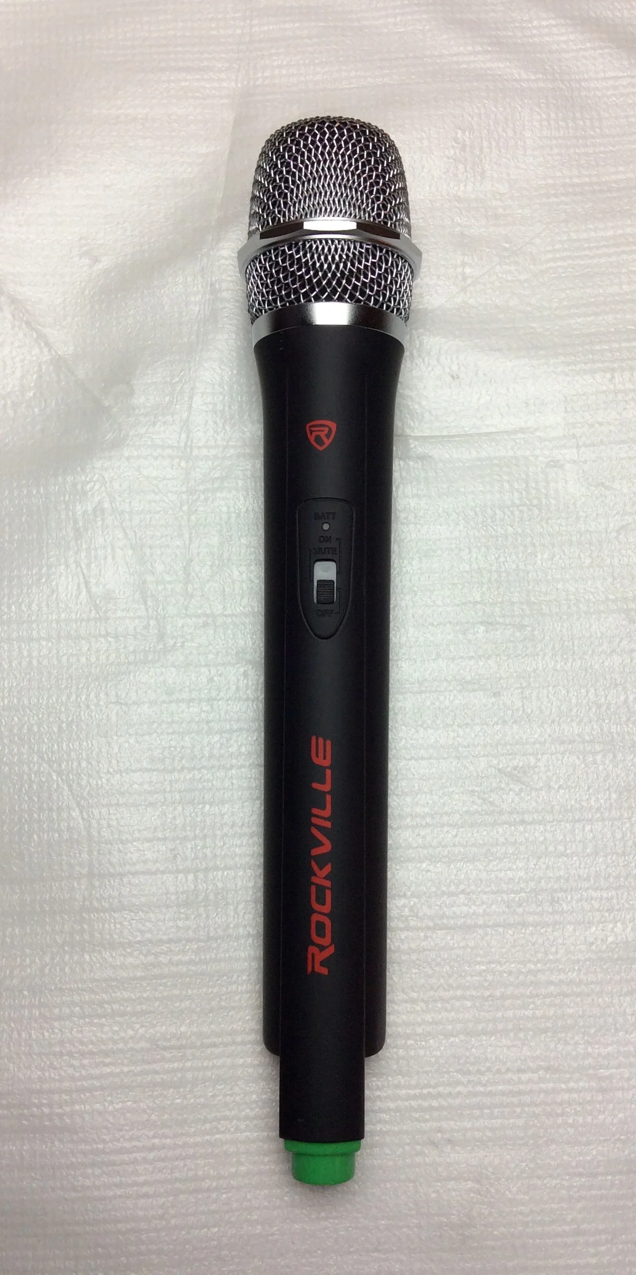 RWM4401UH C Mic: Group 3: 548.3 MHz